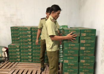 Phát hiện cửa hàng kinh doanh bia không rõ nguồn gốc