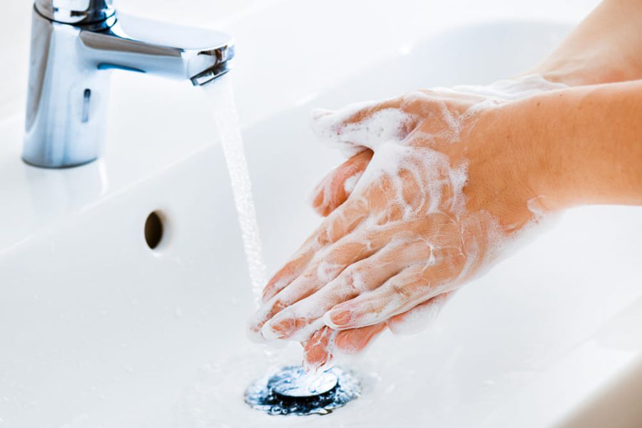 Giữ vệ sinh rửa tay sạch sẽ đảm bảo vệ sinh an toàn thực phẩm