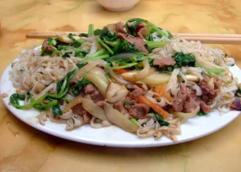 Ba món Việt lọt top 100 món salad ngon nhất thế giới của TasteAtlas