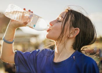 Đảm bảo ATTP nước uống đóng chai và nước đá